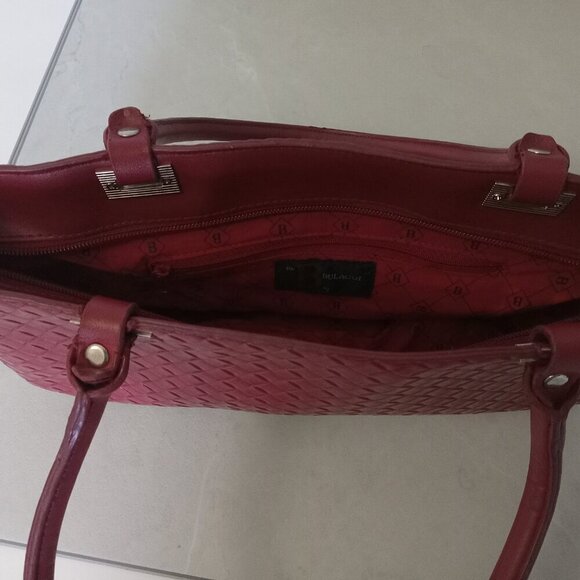 BULAGGI | Vegan Leather Woven bag - Picture 4 of 9